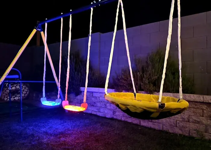 Heated Pool Hot Tub Backyard Games Holiday home Mesa